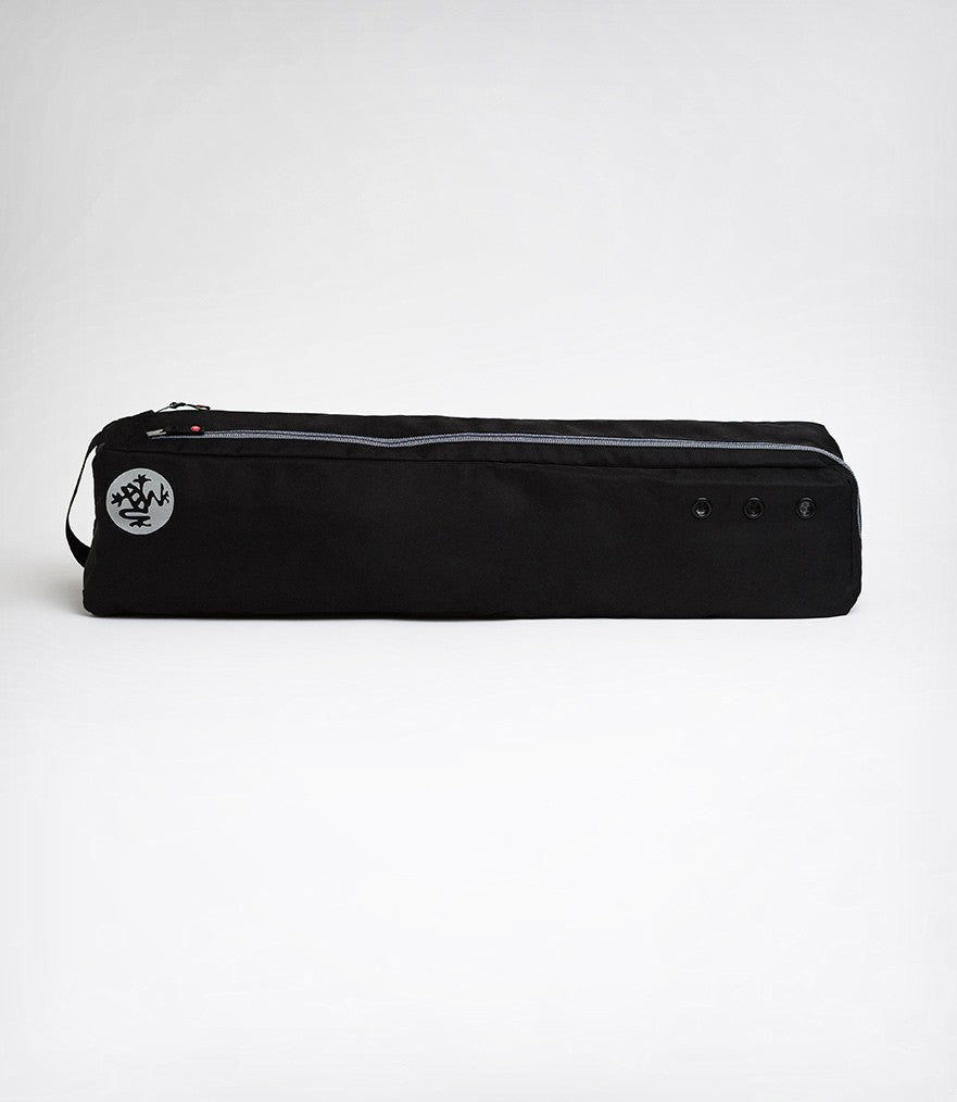 Manduka Go Steady 3.0 Mat carrier - black on Sale 65,00 €